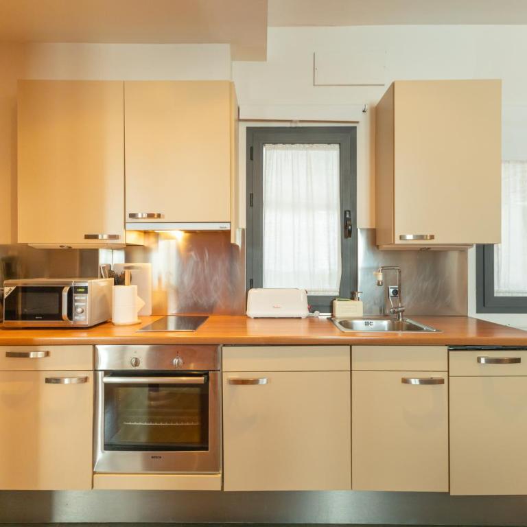 La Maestranza Charming one or two bedrooms Apartments by OCityzen - Two-Bedroom Apartment with Terrace - 28