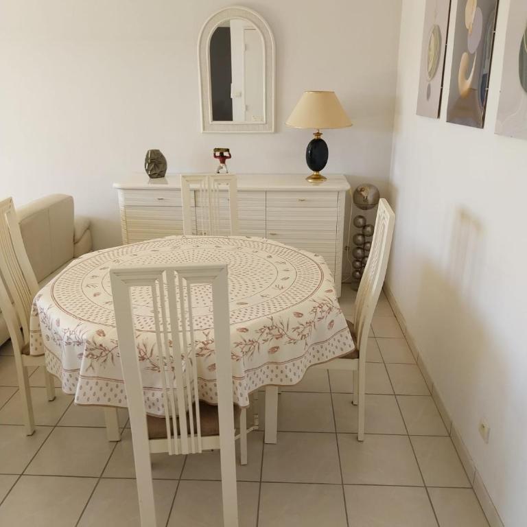 Spacieux 3 pièces vue mer - Apartment mit 2 Schlafzimmern - 17