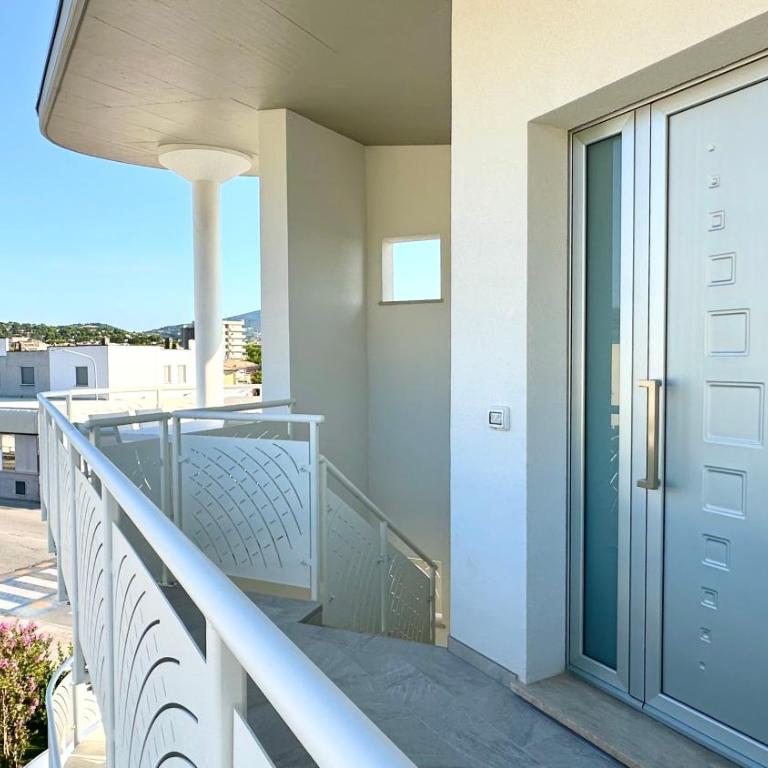 M412 - Marcelli, trilocale con terrazzo e posto auto - Two-Bedroom Apartment - 17