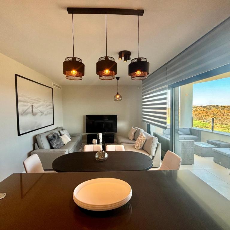 Appartement familial Mijas Ipanema avec piscine spa gym au pied du Golf - Three-Bedroom Apartment - 8