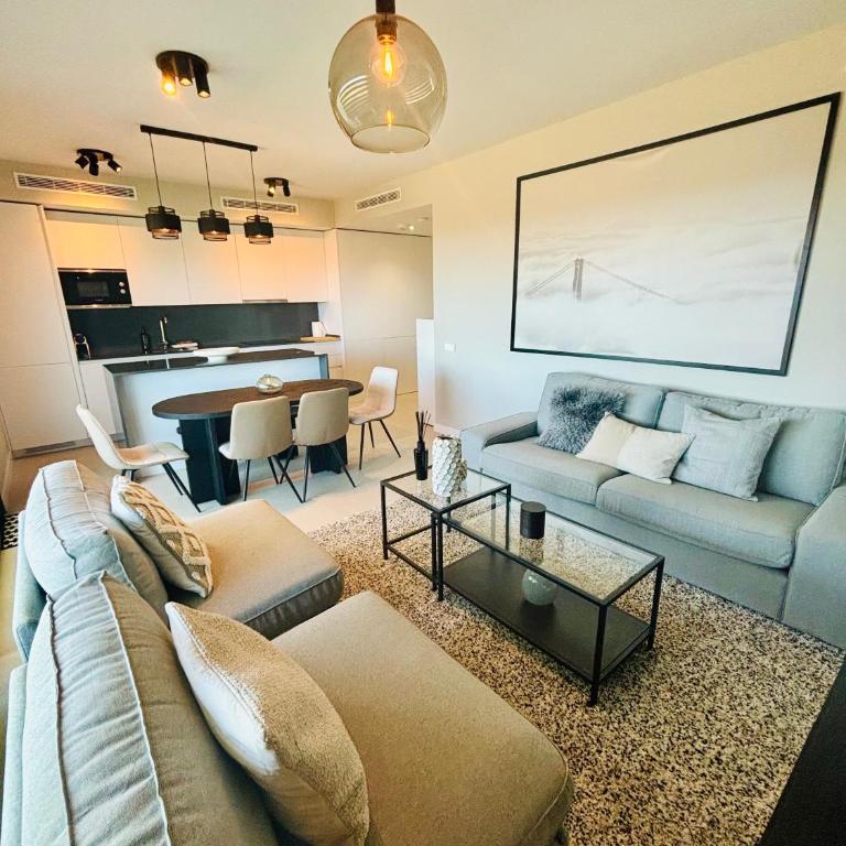 Appartement familial Mijas Ipanema avec piscine spa gym au pied du Golf - Three-Bedroom Apartment - 1