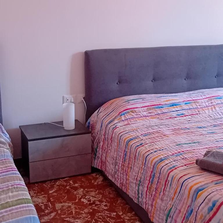 Cosy Apartment - 5 Minutes Walk from Colosseum - Apartment mit 2 Schlafzimmern - 12