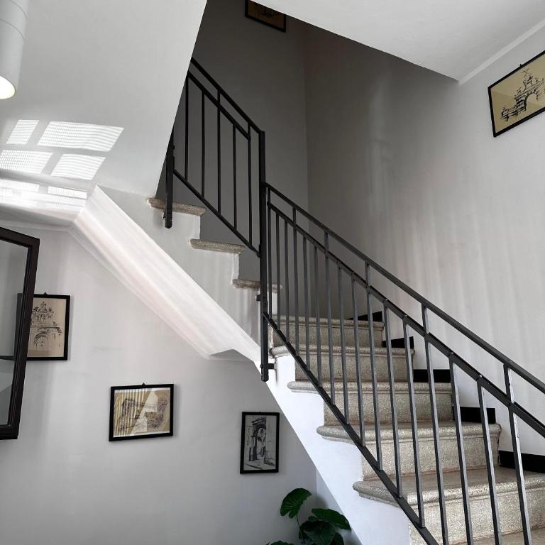 Room Chiarina - Appartamento con 2 Camere da Letto e Balcone - 11