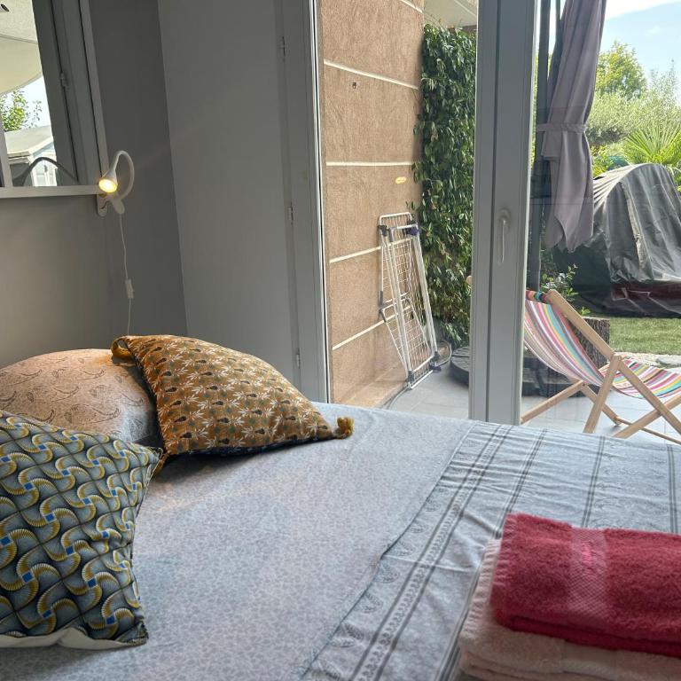 Joli studio climatisé avec Jardin dans résidence avec piscine mecalineloc - Monolocale Matrimoniale Deluxe - 10