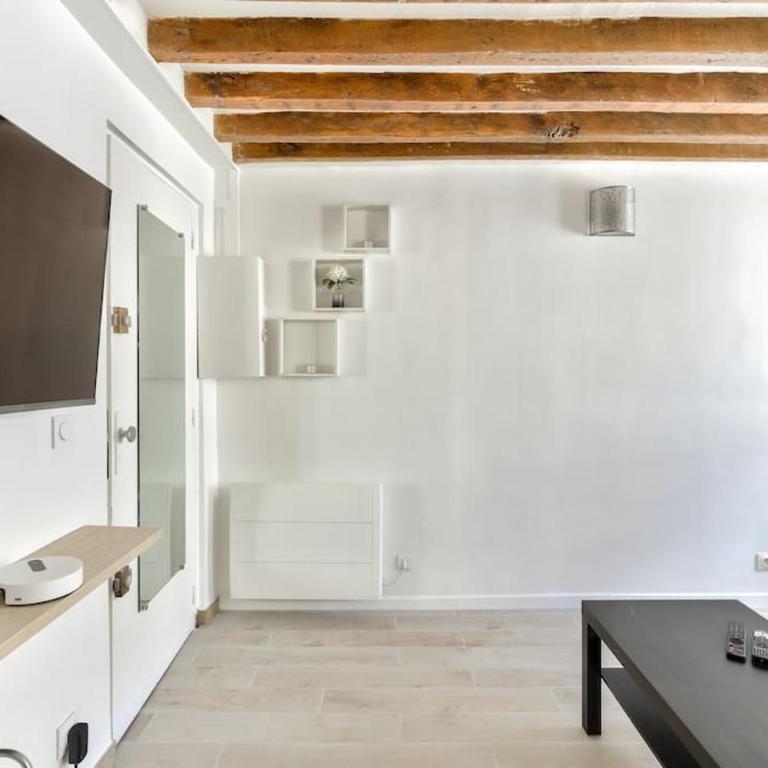 Studio 5mn walk from Oberkampf metro station - Apartamento de 1 dormitorio - 4