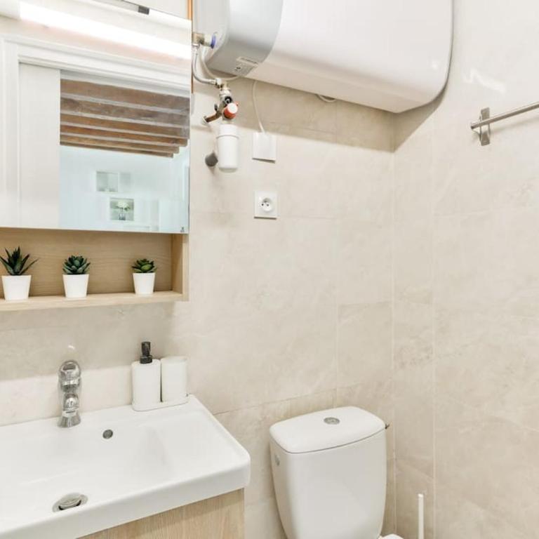 Studio 5mn walk from Oberkampf metro station - Apartamento de 1 dormitorio - 10