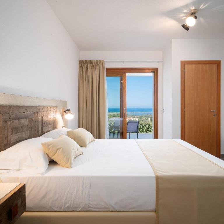 Coro e Bentu Rooms & View - Camera King con Vista Mare - 12