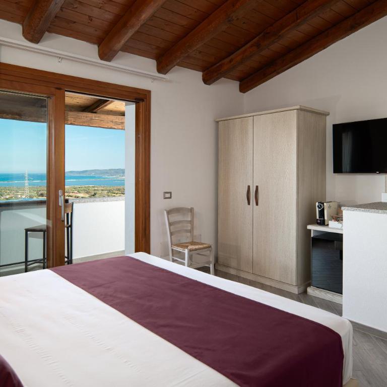 Coro e Bentu Rooms & View - Camera King con Vasca Idromassaggio - 12