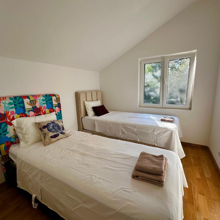 Two-bedroom apartment with sea view - Apartman sa 2 Spavaće Sobe - 3