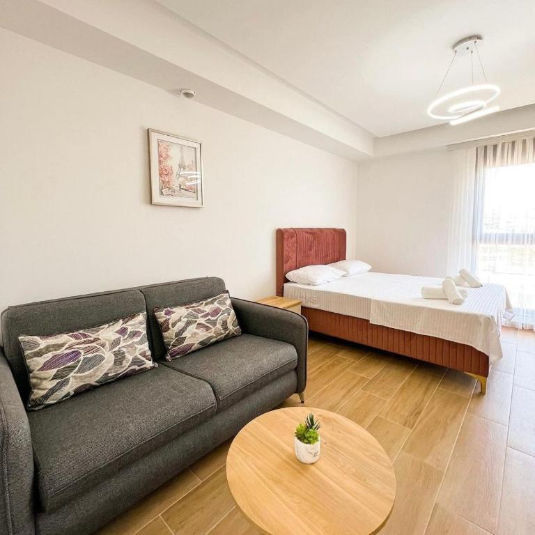 Square Residence & Pool - Comfort Quadruple Room - 3