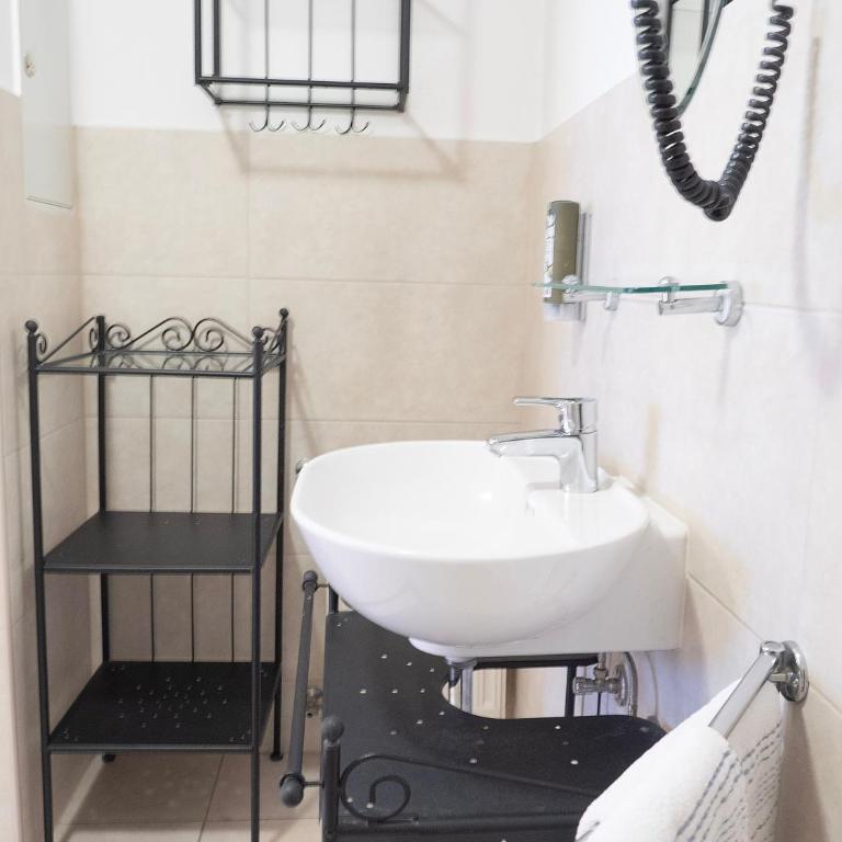 Hotel Villa Rückert - Doppelzimmer mit Balkon - 1