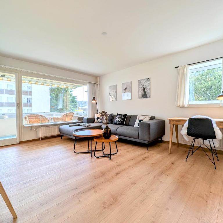 Sunny 3-Bedroom Apartment with Balcony & Parking - Apartment mit 3 Schlafzimmern - 2