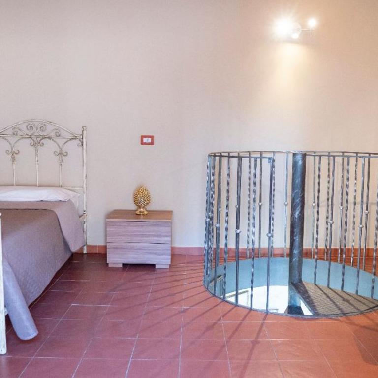 238 Holiday House - Two-Bedroom Apartment - 13