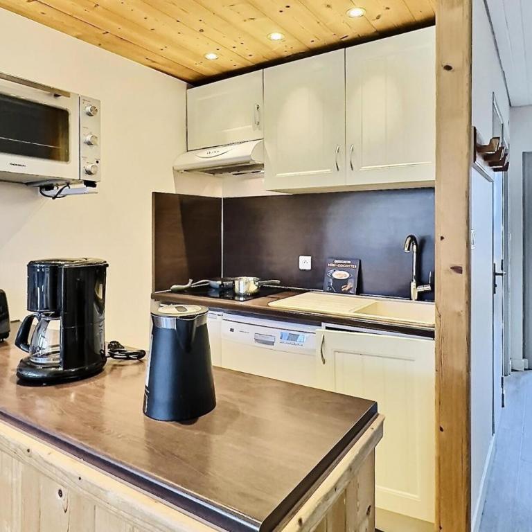 Résidence Les Roches Rouges A Ou B - Appartement agréable de 4 pièces pour 8 personnes à Tignes proche des commerces et des pistes dans le quartier du Lavachet MAE-1994 - Appartement - 5