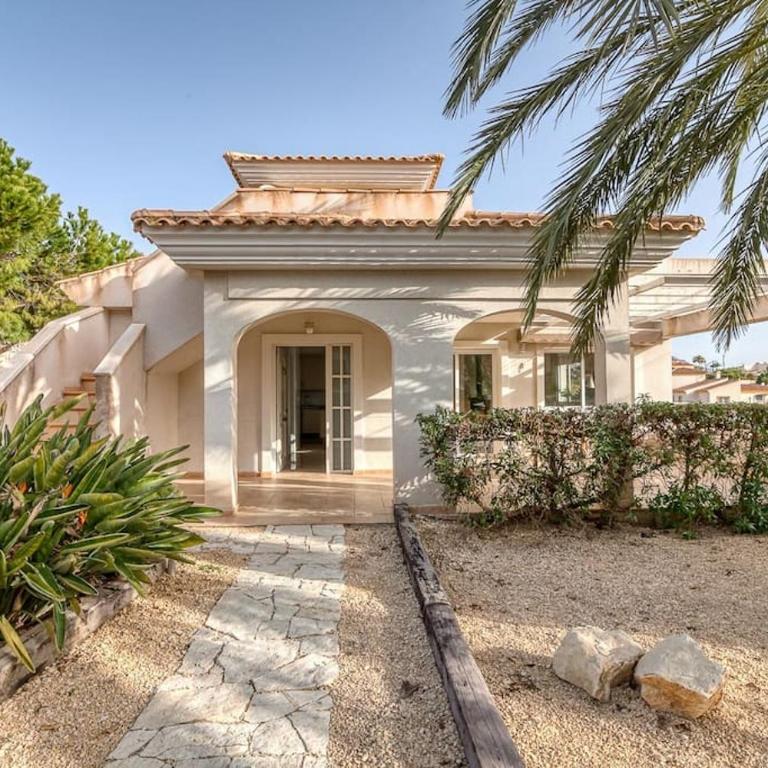 Chalet Villa Sophia Alicante - Four-Bedroom Vacation Home - 39