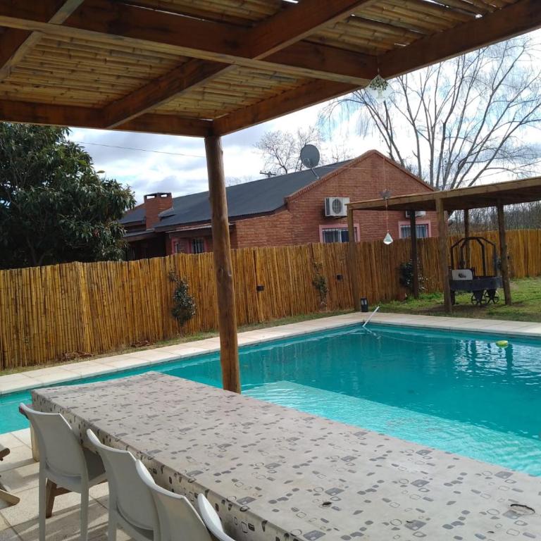 Propiedad Privada con Piscina y parque - One-Bedroom House - 22