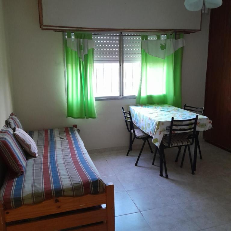 Barrio sur a metros del mar - Apartamento de 1 dormitorio - 5