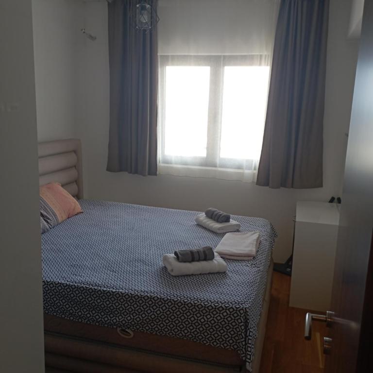 Deniz manzaralı, büyük markete yakın ev - Apartman sa 1 Spavaćom Sobom - 5