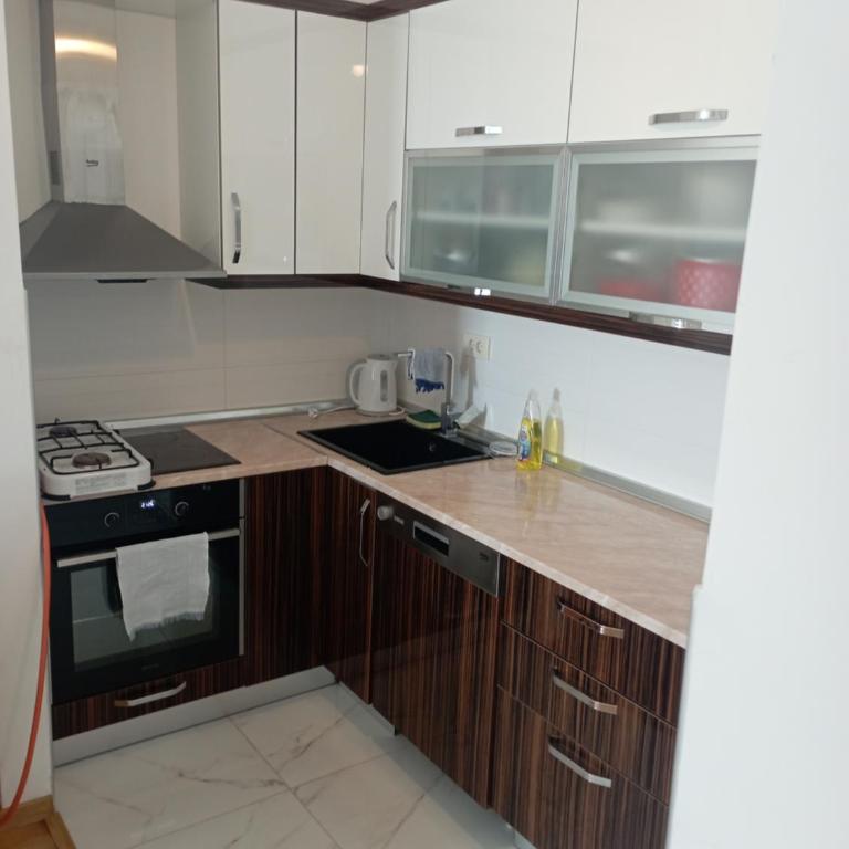 Deniz manzaralı, büyük markete yakın ev - Apartman sa 1 Spavaćom Sobom - 7
