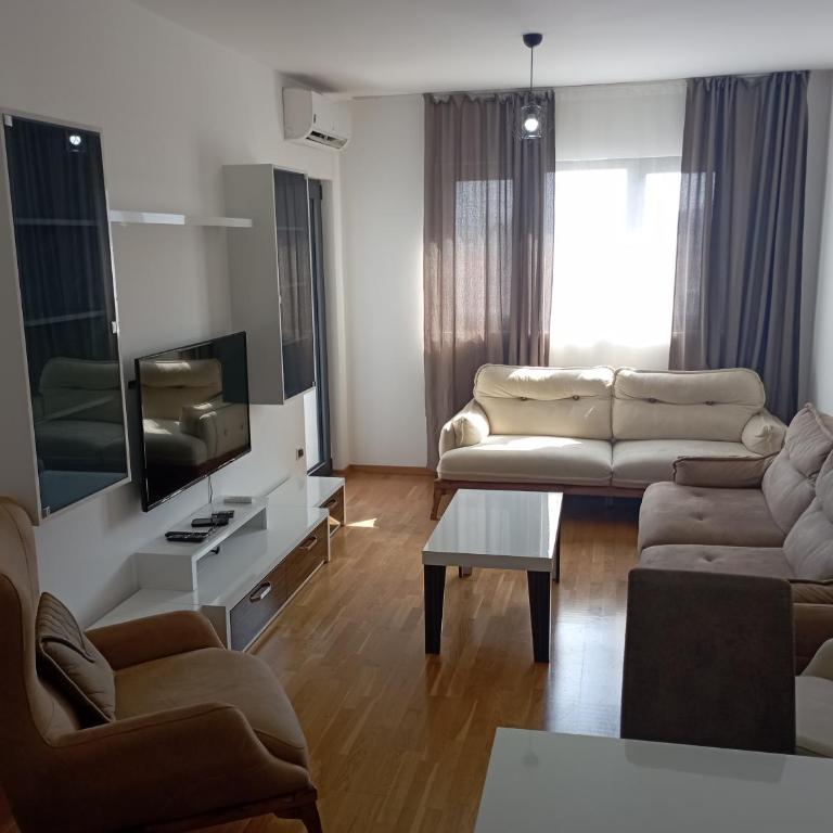 Deniz manzaralı, büyük markete yakın ev - Apartman sa 1 Spavaćom Sobom - 9