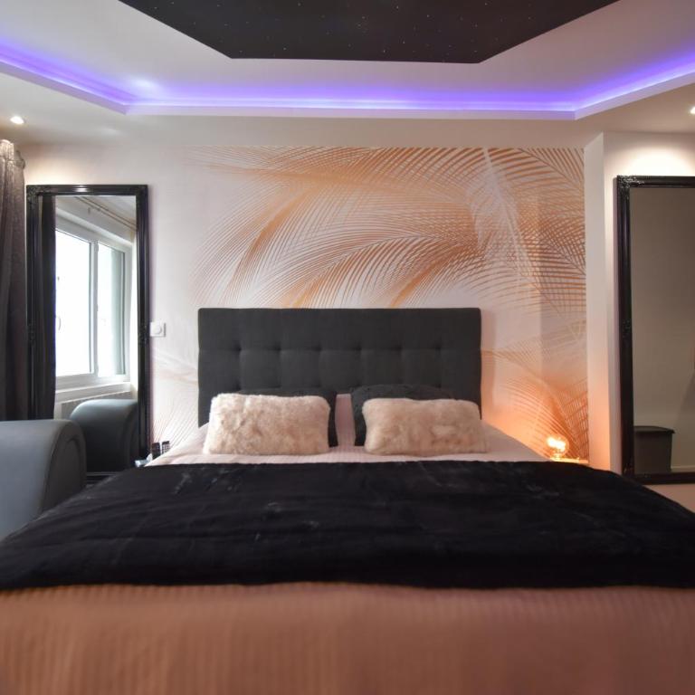 Luxury Love Room with Private Spa & Sauna Havre de Plaisir - Apartment mit 1 Schlafzimmer - 13
