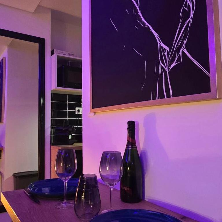 Luxury Love Room with Private Spa & Sauna Havre de Plaisir - Apartment mit 1 Schlafzimmer - 14
