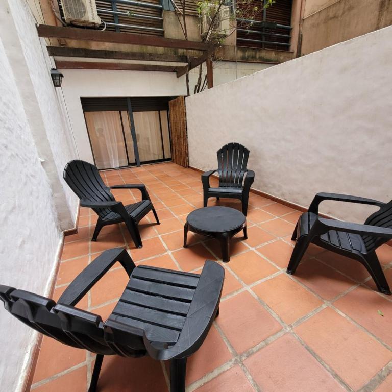 Azcuenaga - Recoleta con patio privado - One-Bedroom Apartment - 11