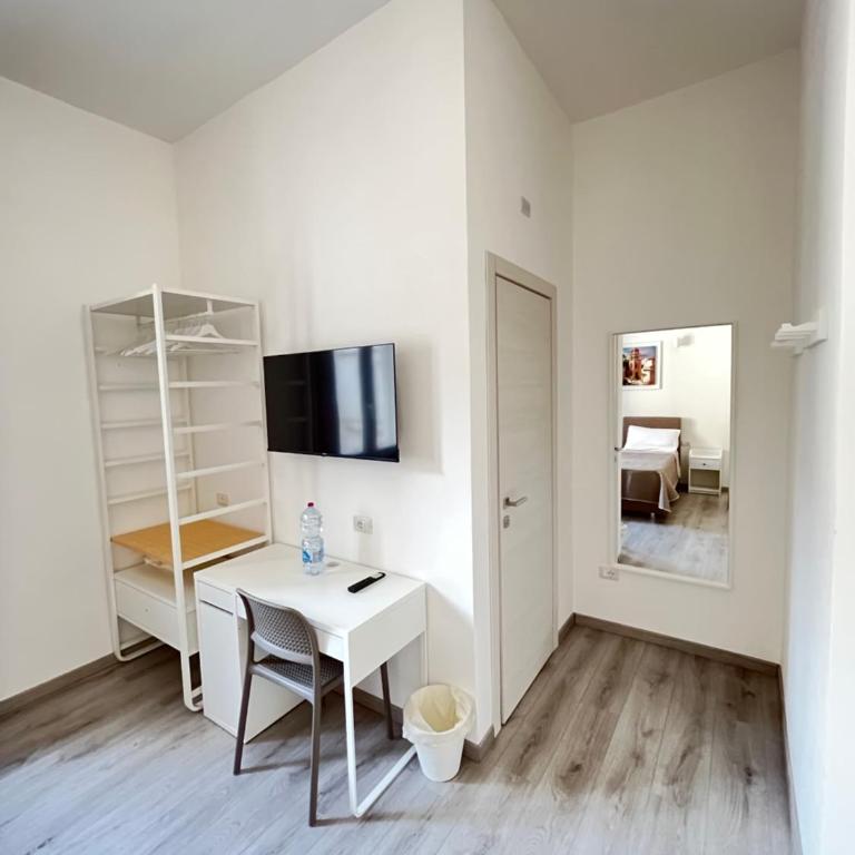 Bella Vita Palermo - Camera Matrimoniale/Doppia con Letti Singoli con Bagno Privato - 7