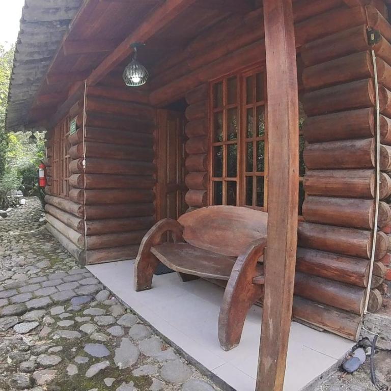 Hosteria Rio Verde - Two-Bedroom Chalet - 9