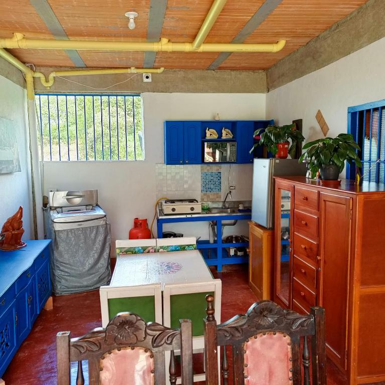 AZULEJO - Habitación Cuádruple con vistas a la montaña - 16