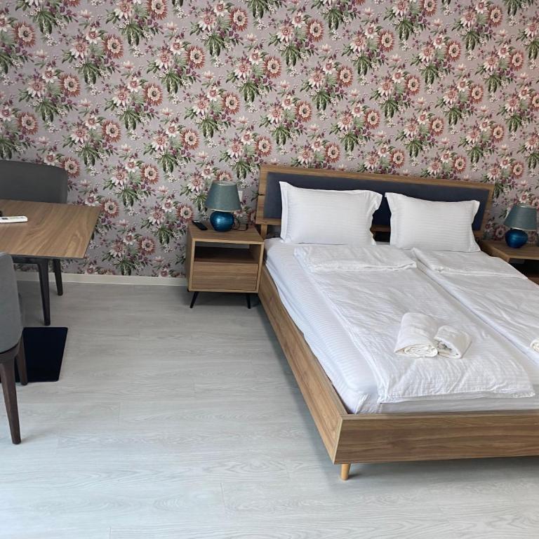 Apartments Villa Bari - Double Room with Balcony - 26