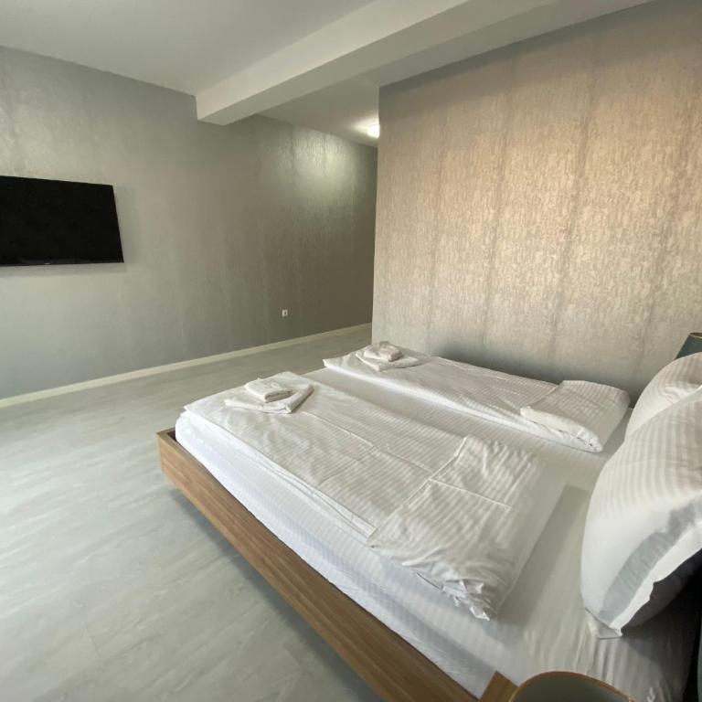 Apartments Villa Bari - Double Room with Balcony - 35