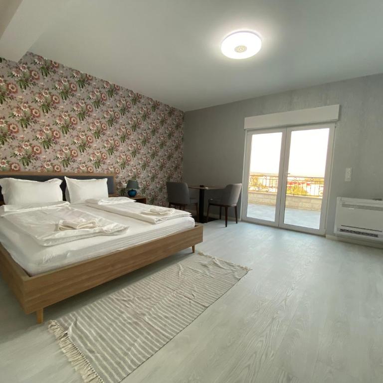 Apartments Villa Bari - Double Room with Balcony - 38