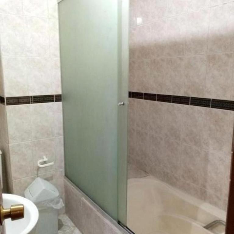 Hotel Avenida - Habitación Familiar - 7