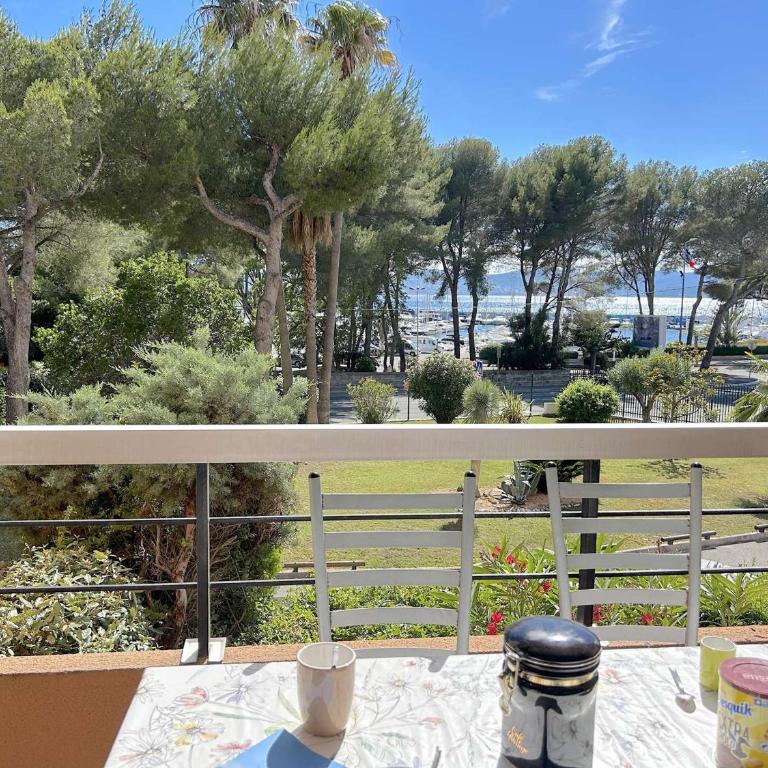 Studio cabine climatisé avec terrasse et garage - 4 couchages, St Raphaël - FR-1-226A-180 - Apartamento - 1