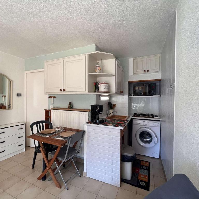 Studio cabine climatisé avec terrasse et garage - 4 couchages, St Raphaël - FR-1-226A-180 - Apartamento - 7