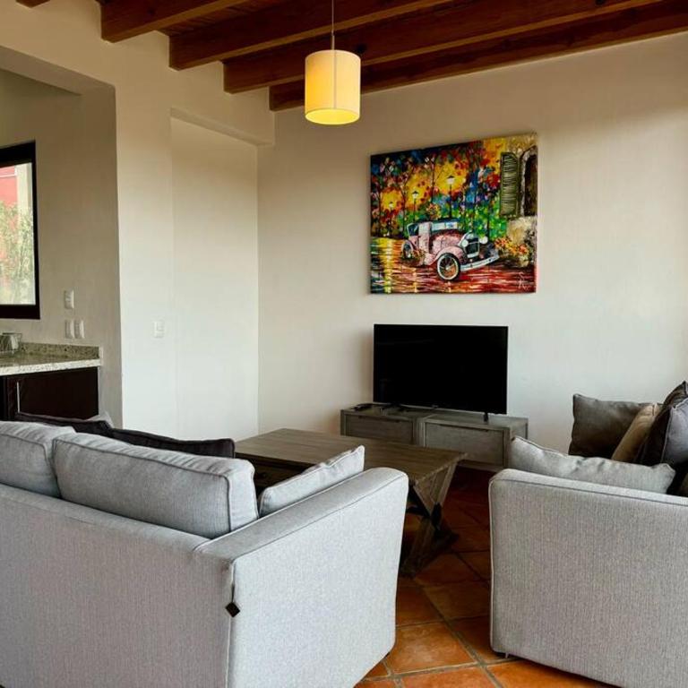 Charming No Stairs Near DT Security Pool Parking - Apartamento de 2 dormitorios con balcón - 5