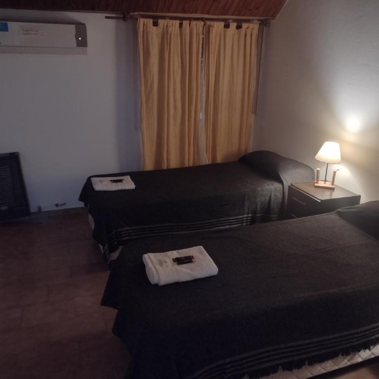 Hotel Cristal - Habitación Doble con baño privado - 1 o 2 camas - 5