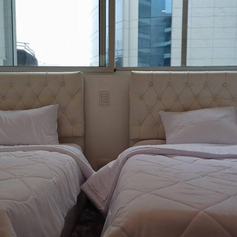 Luxury Apartments Moon Suites Top - Three-Bedroom Apartment - 22