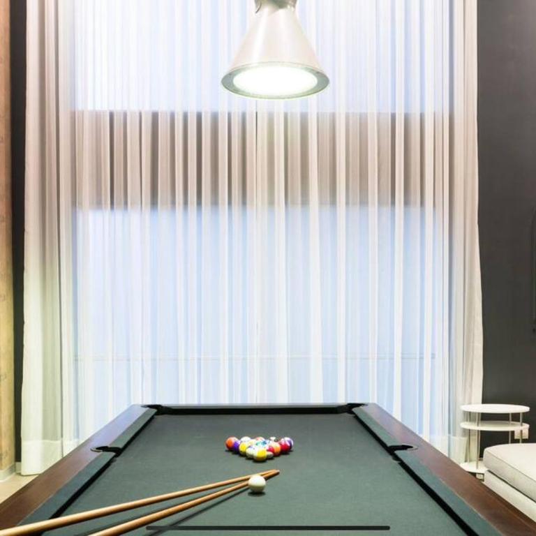 Luxury Apartments Moon Suites Top - Three-Bedroom Apartment - 36