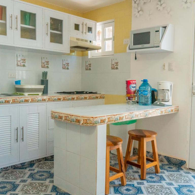 Villa Pajaros - Two-Bedroom Apartment - 14