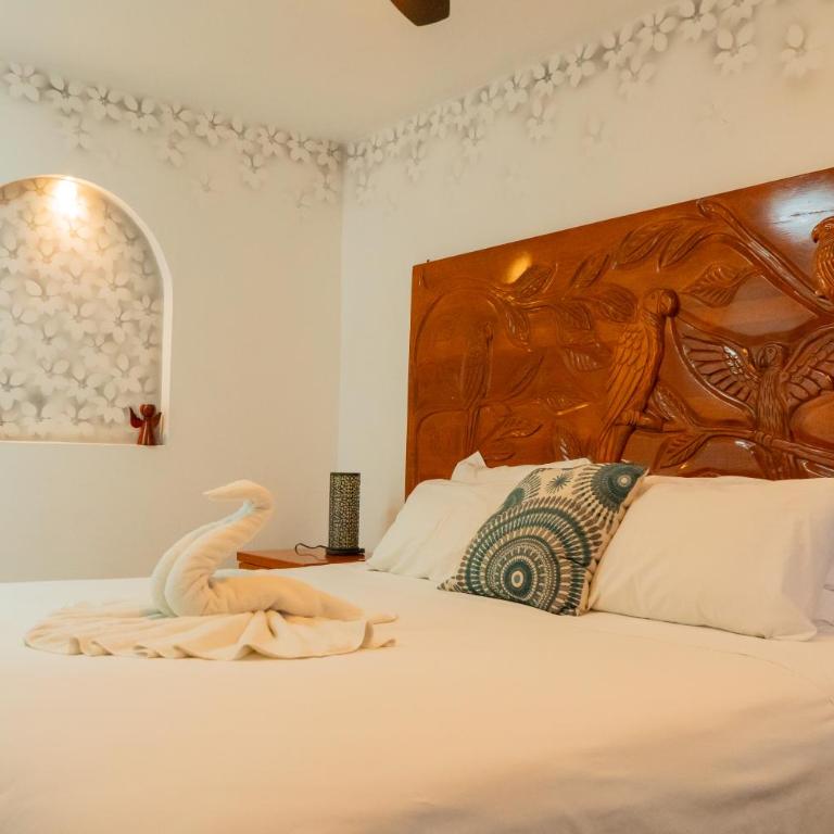 Villa Pajaros - Two-Bedroom Apartment - 21