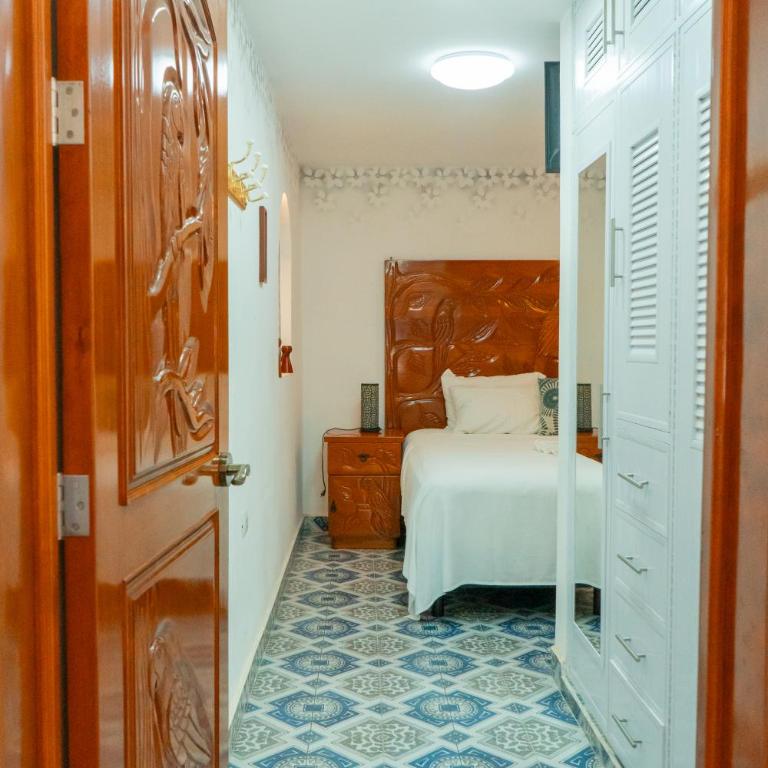 Villa Pajaros - Two-Bedroom Apartment - 23