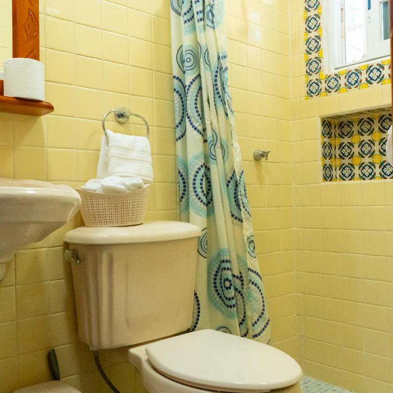 Villa Pajaros - Two-Bedroom Apartment - 29