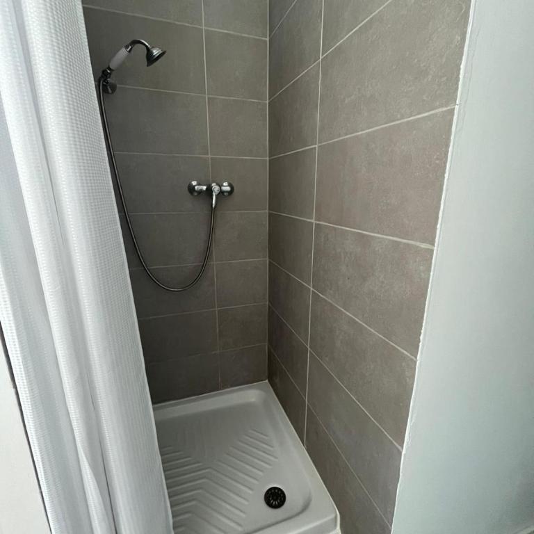 3 pièces au dernier étage dans bastide grassoise - Apartamento de 2 dormitorios - 19