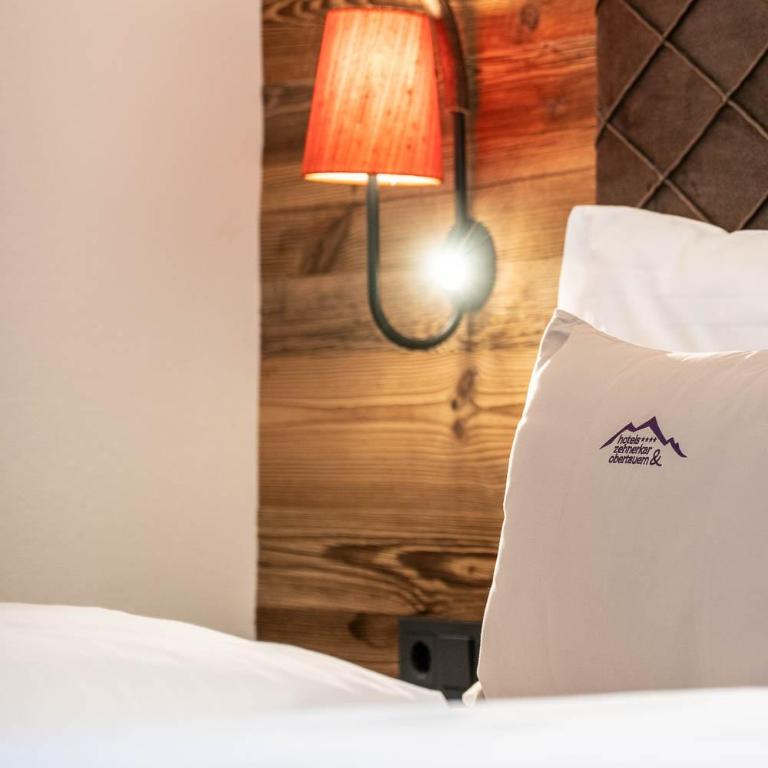 Hotel Zehnerkar & Hotel Obertauern - Doppel-/Zweibettzimmer mit Bad - 2