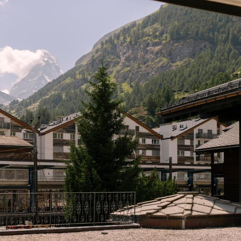 SCHLOSS Zermatt - CBD & Adaptogenic Spa and Sport Hotel - Habitación Doble Plus con vistas - 3