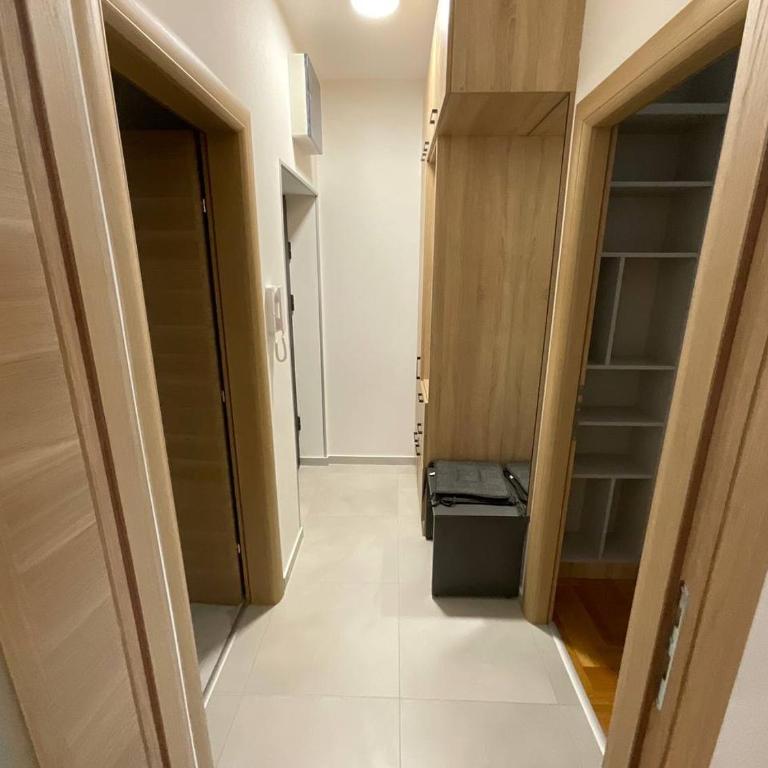 Apartmani Acros - Dvokrevetna Soba sa Dva Bračna Kreveta - 3