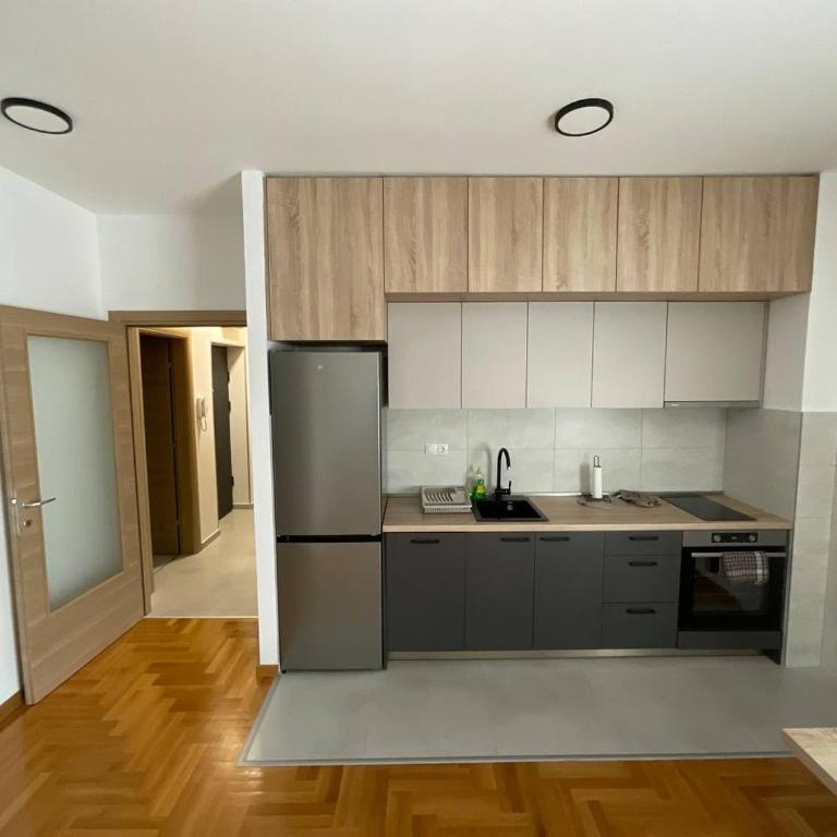 Apartmani Acros - Dvokrevetna Soba sa Dva Bračna Kreveta - 7