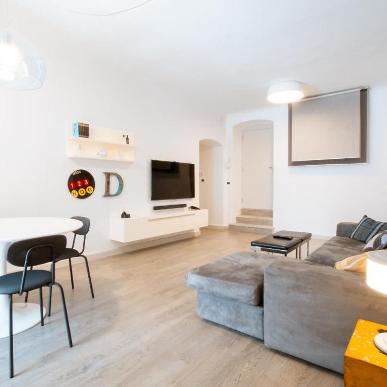 Cavour 231 Big House - Appartamento con 2 Camere da Letto - 3